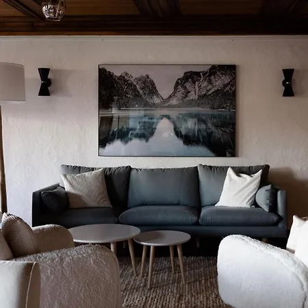 Les Roches Fleuries 호텔 4*