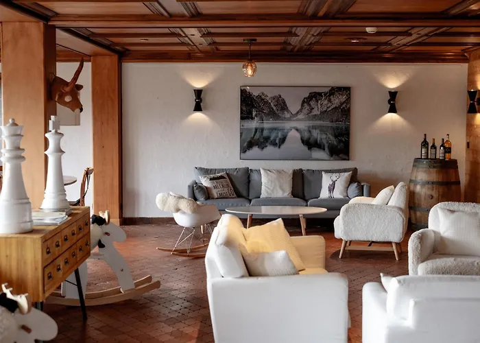 Hotel Les Roches Fleuries