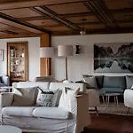 Les Roches Fleuries 4*
