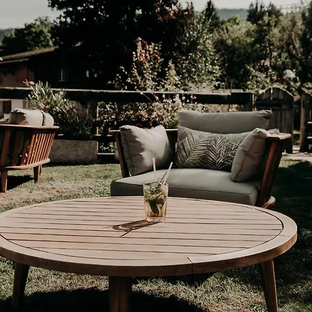 Les Roches Fleuries Hotel