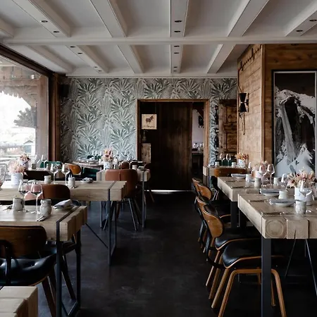 Hotel Les Roches Fleuries