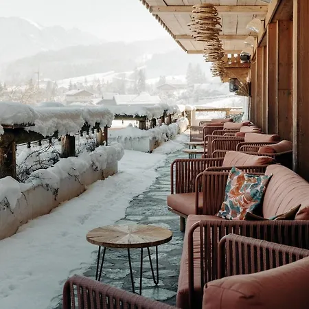 Les Roches Fleuries Hotel