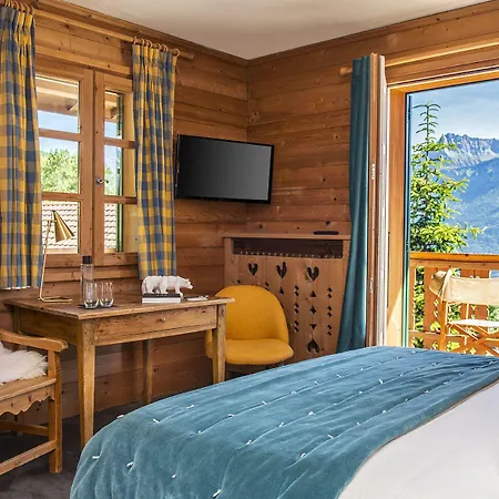 Les Roches Fleuries 4*