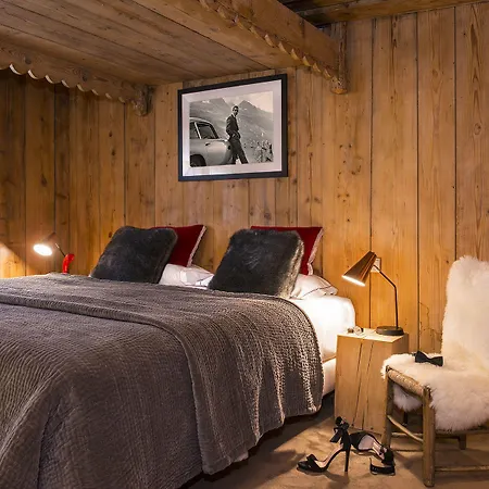 Les Roches Fleuries Hotel 4*