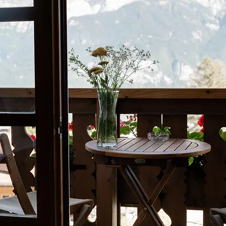 Les Roches Fleuries Hotel