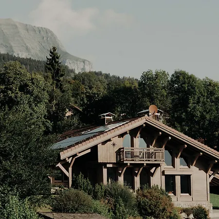 Les Roches Fleuries 4*