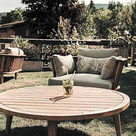 Отель Les Roches Fleuries 4*
