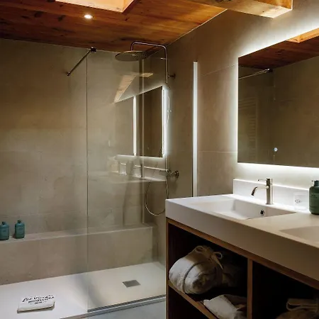 Les Roches Fleuries Hotel 4*
