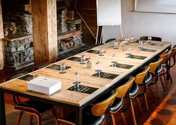 Hotel Les Roches Fleuries 4*